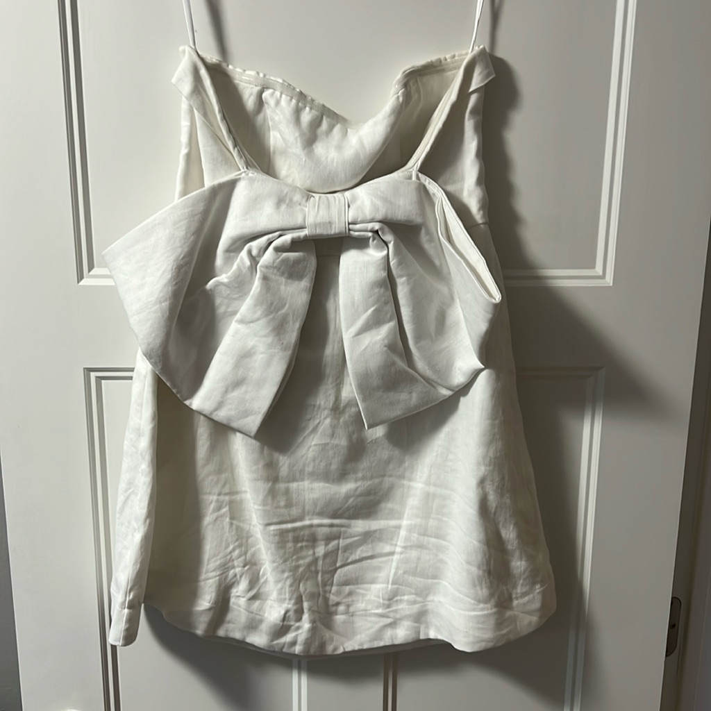 Dissh Strapless Linen White Dress With Large Bow On Back